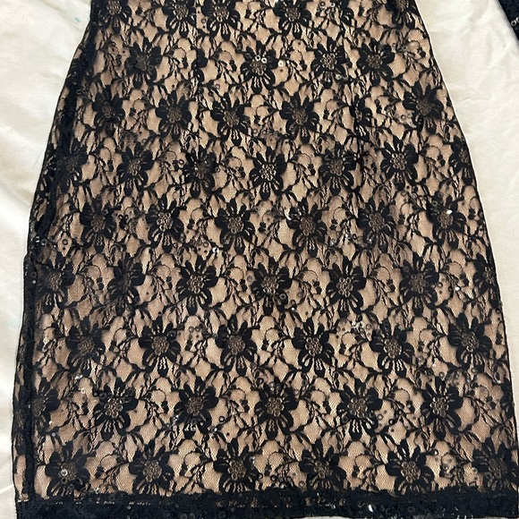 Forever 21 Black Lace Long Sleeve One Shoulder Fitted Mini Dress Size Small - Picture 5 of 10
